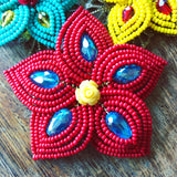 Como La Flor Beaded Flower Necklace