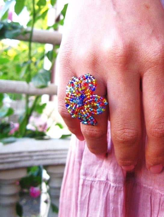 seed bead flower ring Small Beaded Flower Ring